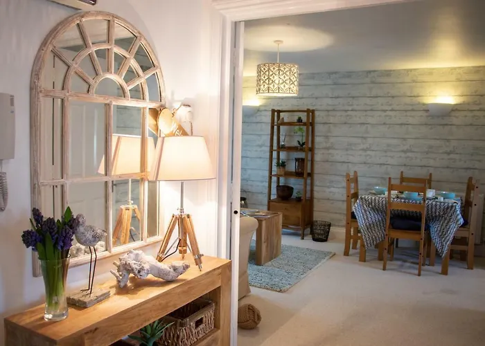 The Beach House Holiday Apartments