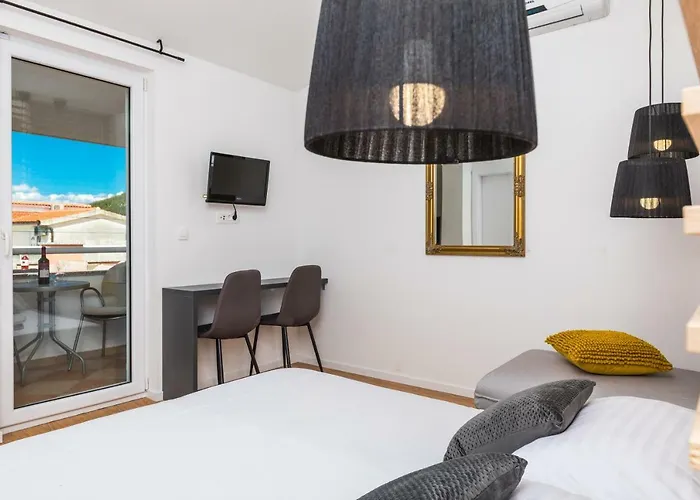 Apartments Gavran