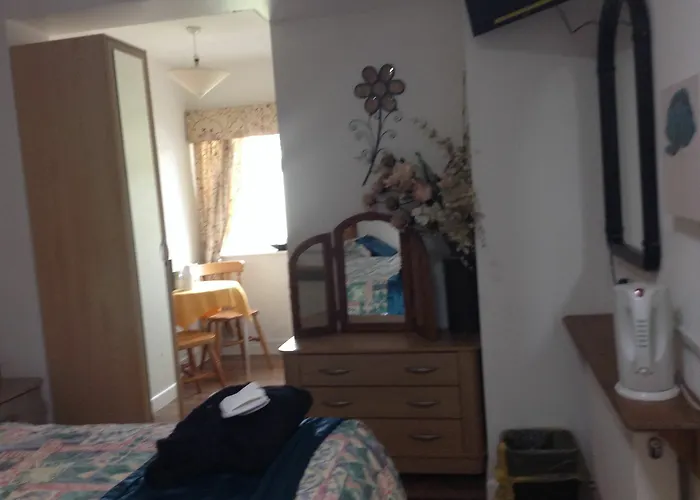 Aquarius B&B