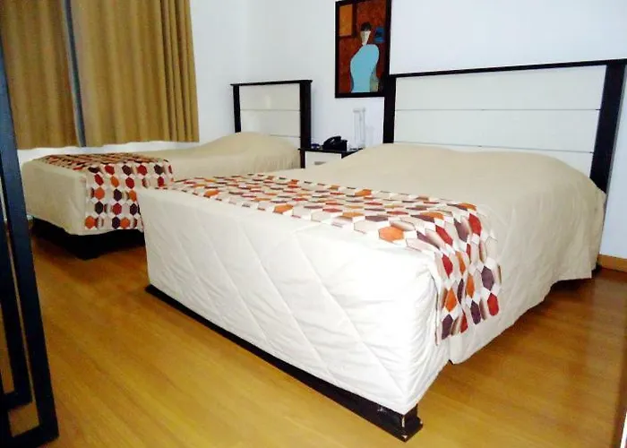 Del Rey Hotel