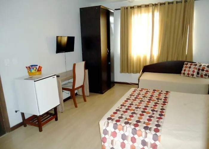 Del Rey Hotel