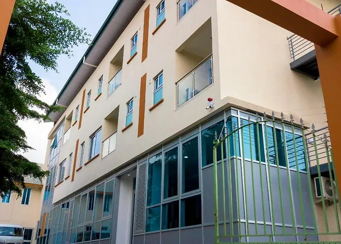 Monarch Hotel