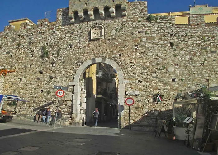 Bed & Breakfast La Rocca