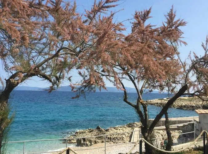 Bianco Apartment To Relax, Just 400 M From The Beach With Free Parking