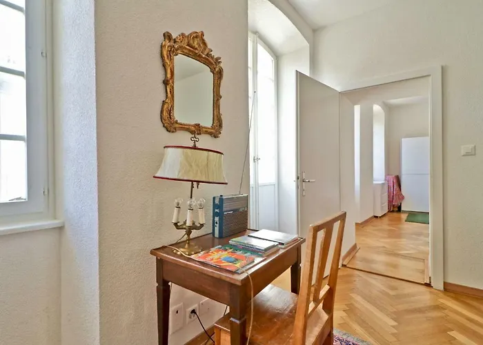 Charmant Appartement Au Coeur De Sion