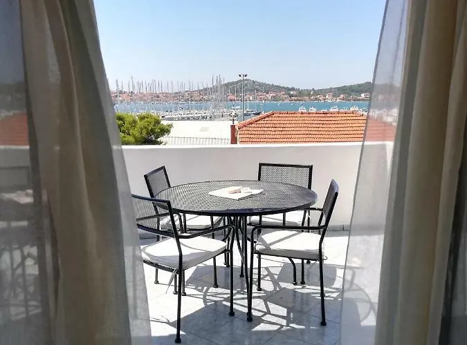 Apartman Dino