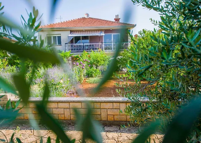 "Andrija" Apartmen'S