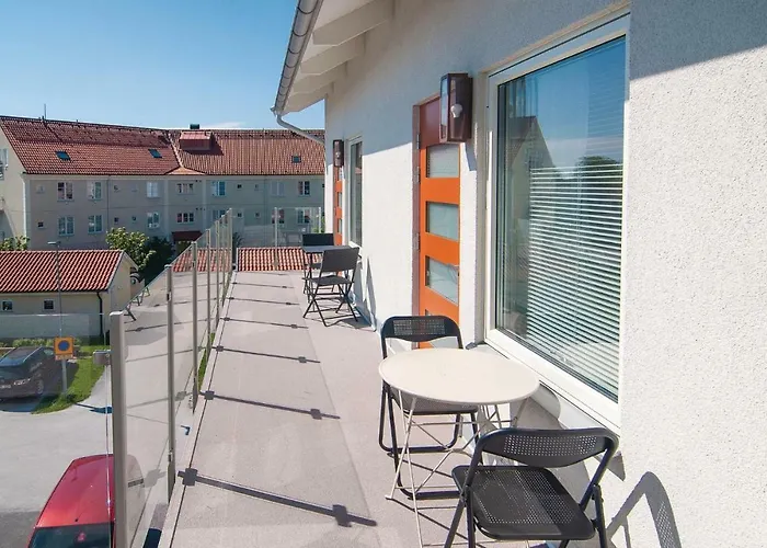 Awesome Apartment In Visby With Kitchen