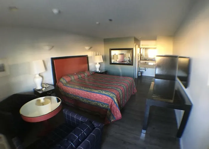 Valley Inn & Suites