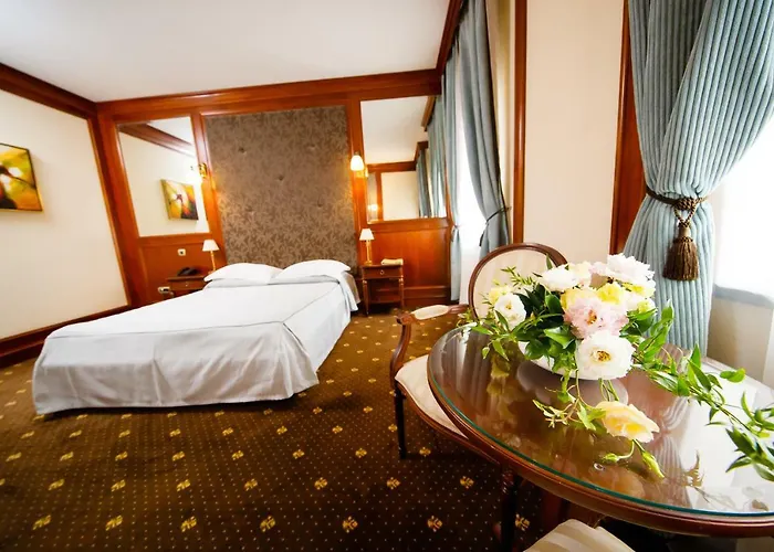 Hotel Select