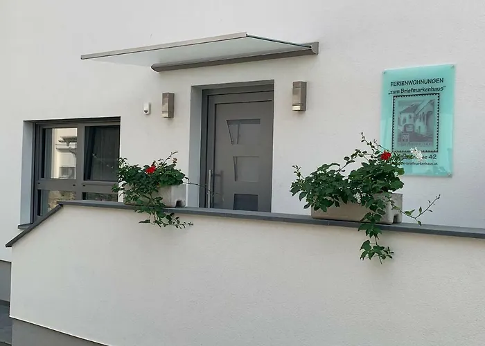 Ferienwohnungen zum Briefmarkenhaus