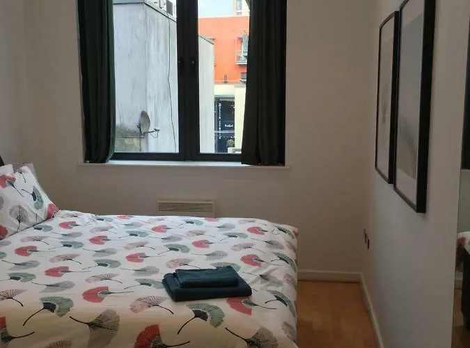 Stylish City Centre Apartment