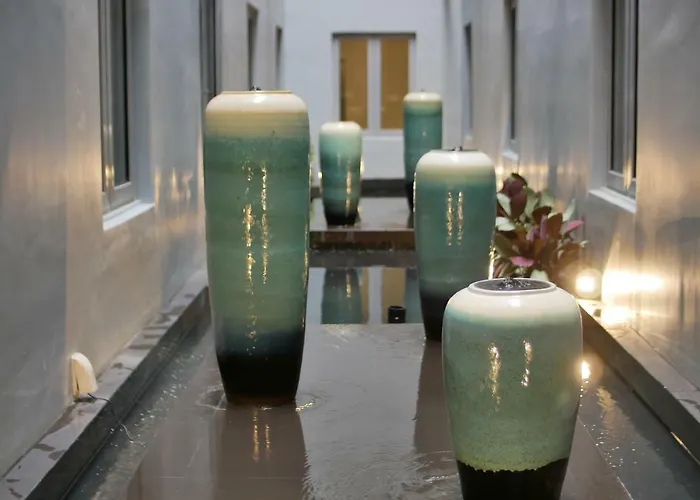 Blue Lotus Hotel