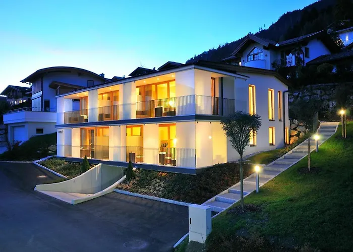 Emma Apartments- Self- Check -In