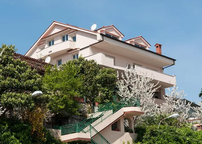 Apartments Komel