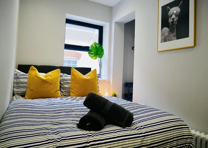 Beautiful Alumpointe Apartment - 400M To The Beach