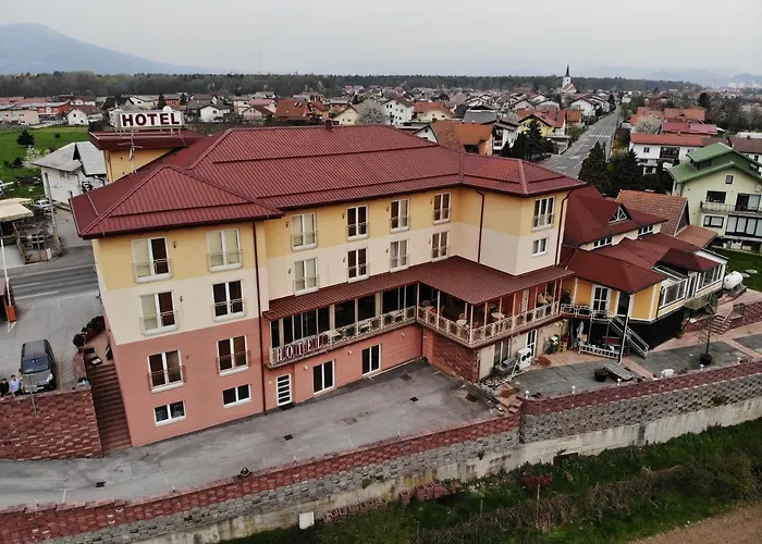 Hotel Vila Emei