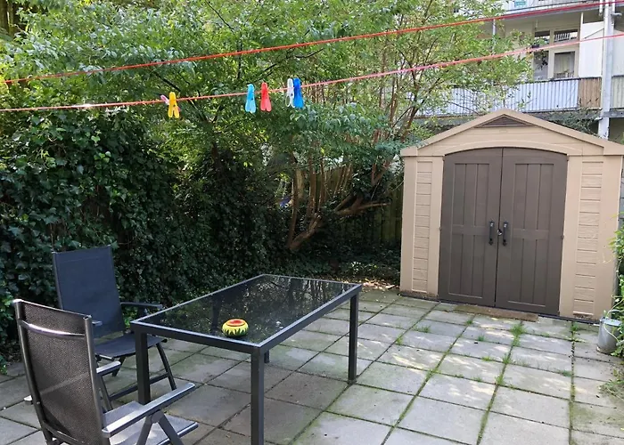 House With Garden, 10 Min From City Centre