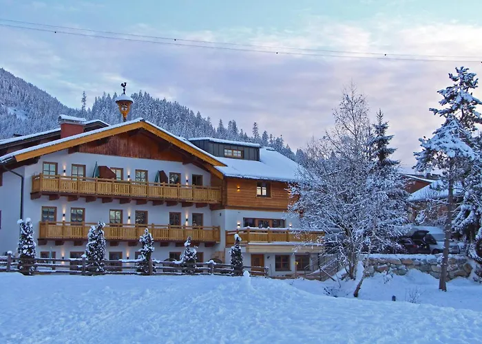 Amadelodge