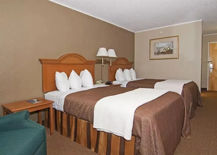 Norwood Inn & Suites Mankato North Mankato