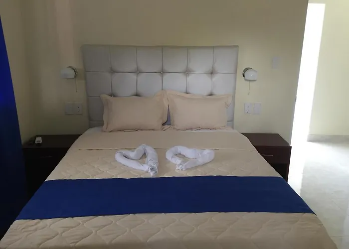 Hotel Cotubanama Samana
