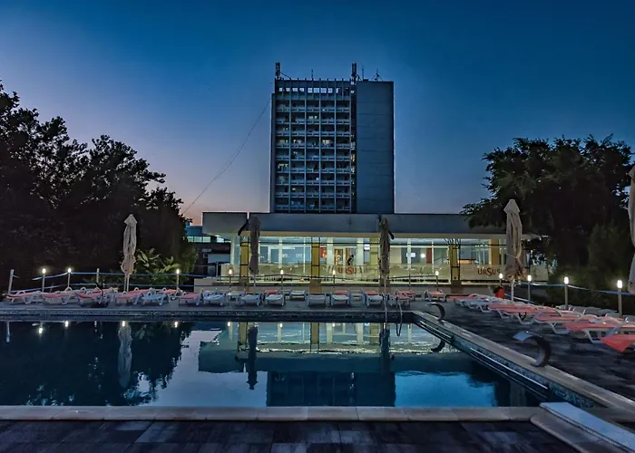 Hotel Capitol