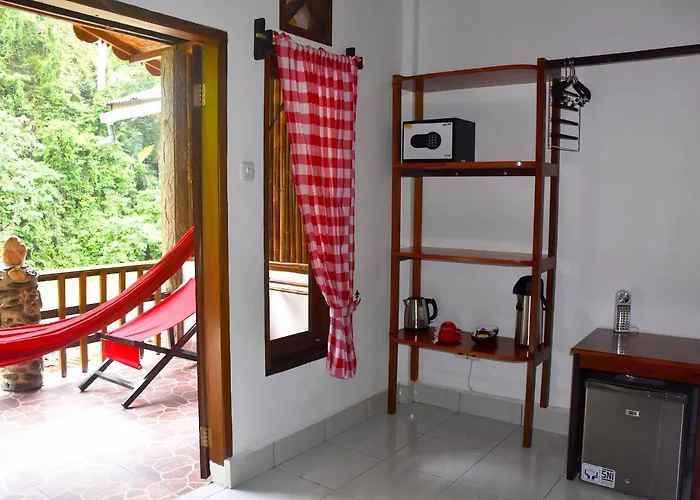 The Hangout@ Ecotravel