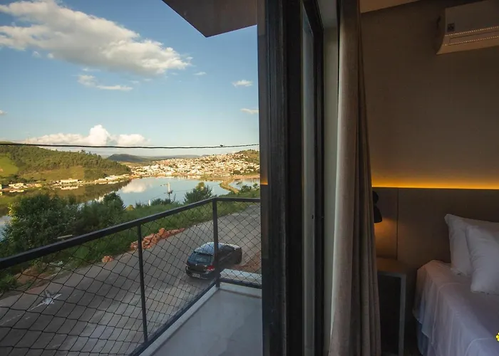 NAIM Hotel Capitólio
